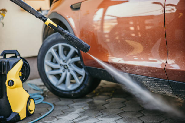 Best Pressure Washing Contractors  in Petaluma, CA